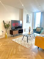 Luxury Spa Apartment in Manchester - Rooftop Swim