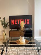 Luxury Spa Apartment in Manchester - Rooftop Swim