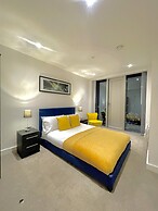 Luxury Spa Apartment in Manchester - Rooftop Swim