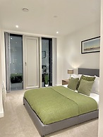 Luxury Spa Apartment in Manchester - Rooftop Swim