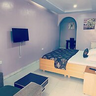 Piccadilly Suites and Luxury Apartment