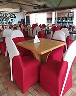 Piccadilly Suites and Luxury Apartment
