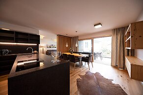 Lakeside-Luxury Apartments