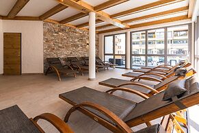 Lakeside-Luxury Apartments