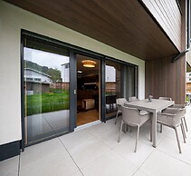 Lakeside-Luxury Apartments