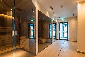 Lakeside-Luxury Apartments