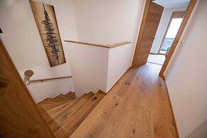 Lakeside-Luxury Apartments