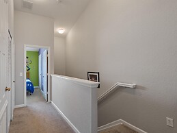 Mickey s Splash Pad 2 Miles to Disney