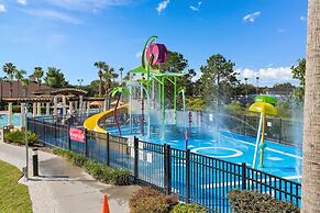 Mickey s Splash Pad 2 Miles to Disney