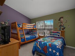 Mickey s Splash Pad 2 Miles to Disney