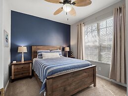 Mickey s Splash Pad 2 Miles to Disney