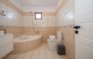 Estella Luxury Villa