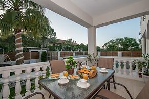 Estella Luxury Villa