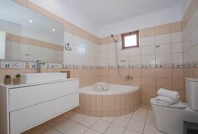 Estella Luxury Villa