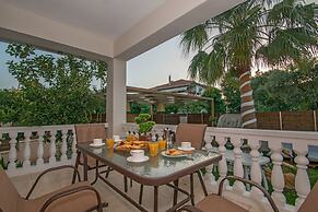 Estella Luxury Villa