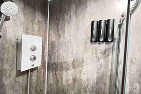 Remarkable 1-bed Apartment in Dundee