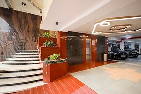 Hotel Grand Sabarees