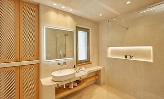 Sunrise Garden Hills