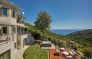 Sunrise Garden Hills