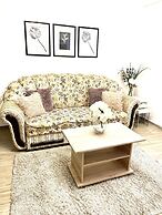 Baroq Central City Apartment