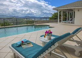 Zephyr Hill - 4 bedroom Villa with awe inspiring views 4 Villa by RedA