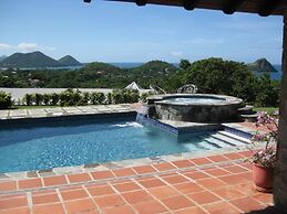 Spanish-style Ocean View Villa Set In Garden - Calypso Court 3 Bedroom