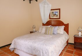 Spanish-style Ocean View Villa Set In Garden - Calypso Court 3 Bedroom