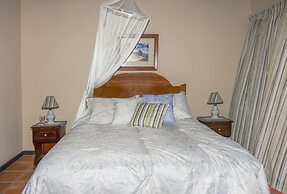 Spanish-style Ocean View Villa Set In Garden - Calypso Court 3 Bedroom