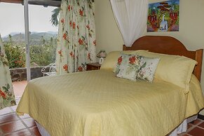 Spanish-style Ocean View Villa Set In Garden - Calypso Court 3 Bedroom