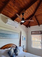 Charming Cottage Located In Cap Estate - Orchid Cottage 1 Bedroom Home