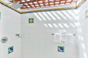 Charming Cottage Located In Cap Estate - Orchid Cottage 1 Bedroom Home