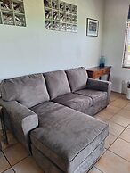 Charming Cottage Located In Cap Estate - Orchid Cottage 1 Bedroom Home