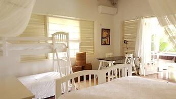 Villa Kessi - Beautiful Caribbean Style Family Villa 3 Bedroom Villa b