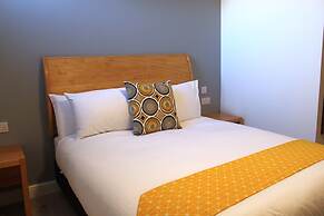 Maze Apartments and rooms