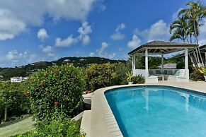 Tamarind Villa - Sprawling 7 bedroom villa 7 Villa by RedAwning