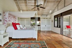 Tamarind Villa - Sprawling 7 bedroom villa 7 Villa by RedAwning