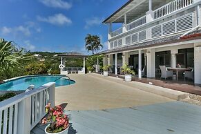 Tamarind Villa - Sprawling 7 bedroom villa 7 Villa by RedAwning