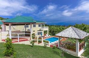 Beautiful 5-bed Villa With Views And Pool - Decaj 5 Bedroom Villa by R