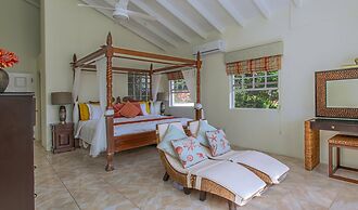 Beautiful 5-bed Villa With Views And Pool - Decaj 5 Bedroom Villa by R