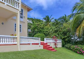 Beautiful 5-bed Villa With Views And Pool - Decaj 5 Bedroom Villa by R