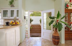 Beautiful 5-bed Villa With Views And Pool - Decaj 5 Bedroom Villa by R