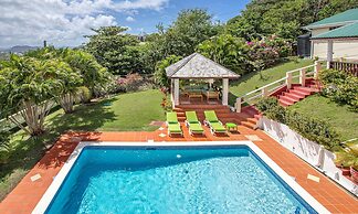 Beautiful 5-bed Villa With Views And Pool - Decaj 5 Bedroom Villa by R