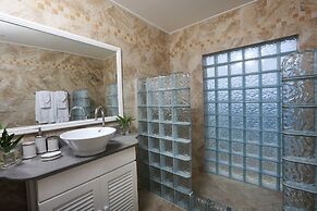 2-bed Villa With Uninterrupted Sea Views - Equinox 2 Bedroom Villa by 