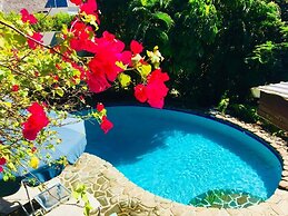 Hummingbird Villa - Tropical 3 bedroom Villa with Panoramic Views 3 Ho