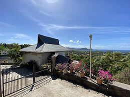 Hummingbird Villa - Tropical 3 bedroom Villa with Panoramic Views 3 Ho