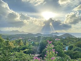 Hummingbird Villa - Tropical 3 bedroom Villa with Panoramic Views 3 Ho