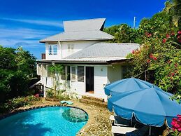 Hummingbird Villa - Tropical 3 bedroom Villa with Panoramic Views 3 Ho