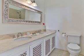 Sprawling three bedroom villa - Tamarind Villa 3 Villa by RedAwning