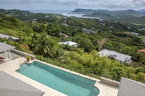 Zephyr Hill - 2 bedroom Villa with awe inspiring views 2 Villa by RedA
