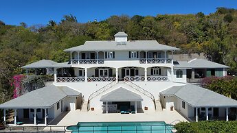 Zephyr Hill - 2 bedroom Villa with awe inspiring views 2 Villa by RedA